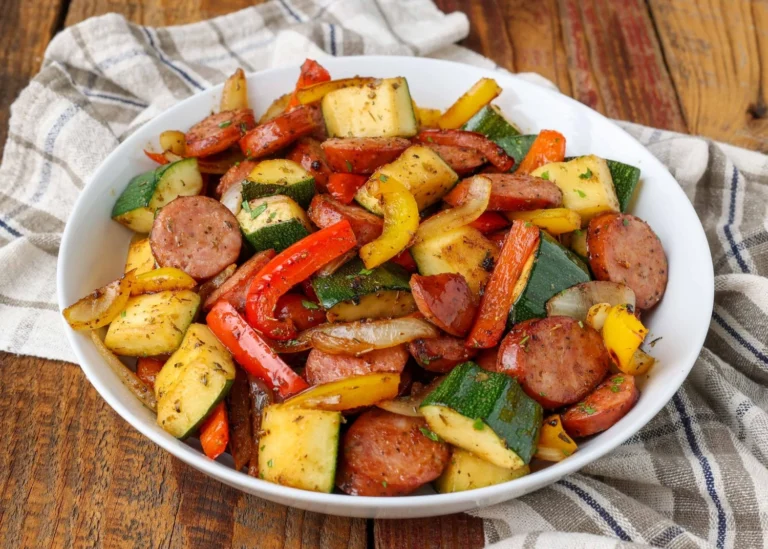 20-Minute Sausage & Zucchini Skillet: Quick & Healthy Dinner