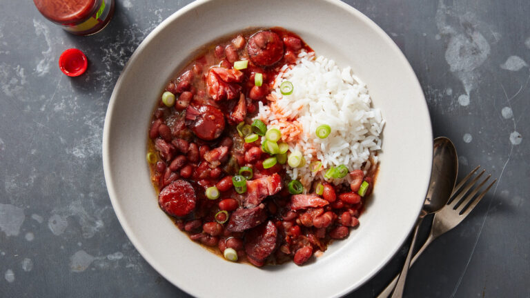 Easy Crockpot Red Beans and Rice Recipe